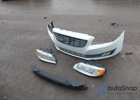 2015 Volvo S80 T5 from USA, damaged, VIN YV140MAK3F1186266